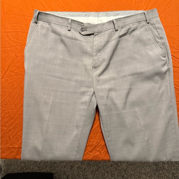 Michael Kors Light Gray Dress Pants (40x30) - Picture 1 of 4